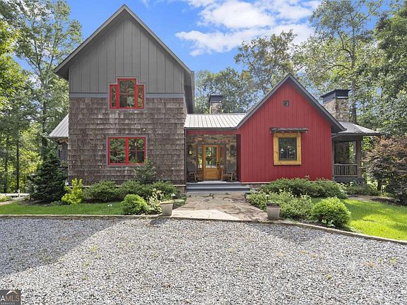 2nd image of 530 Burleson Rd