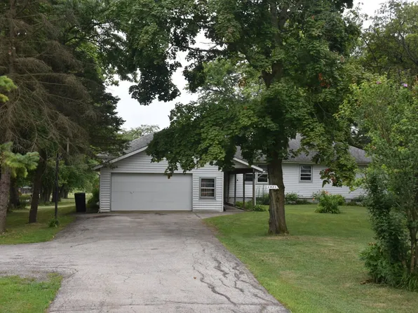 1921 E Steger Rd, Crete, IL 60417