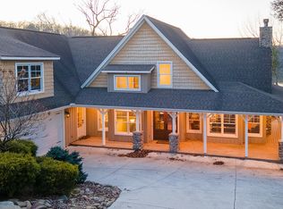 627 Windsor Ln, Jacksboro, TN 37757