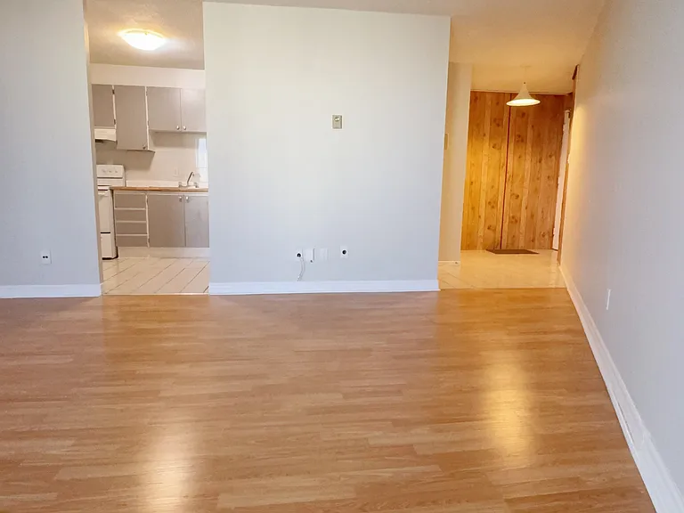 1380 Prince Of Wales Dr #1401 — Photo 2