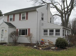 131 Winstead Rd, Rochester, NY 14609