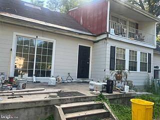 4th image of 7800 W Shore Rd