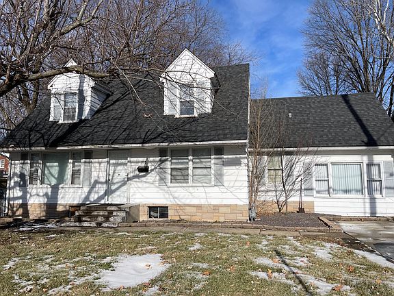 5th image of 713 Outer Park Dr