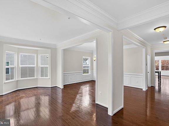 3rd image of 9273 Rock Lynn Cir