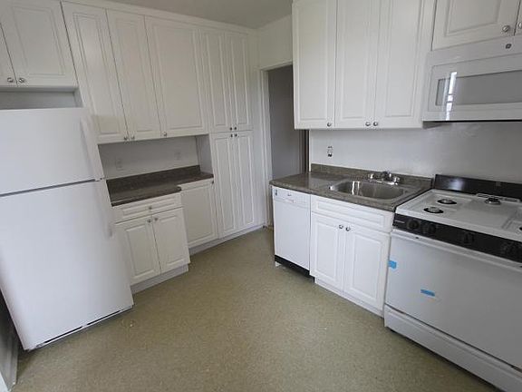 4th image of 5115 Van Kleeck St APT 3F