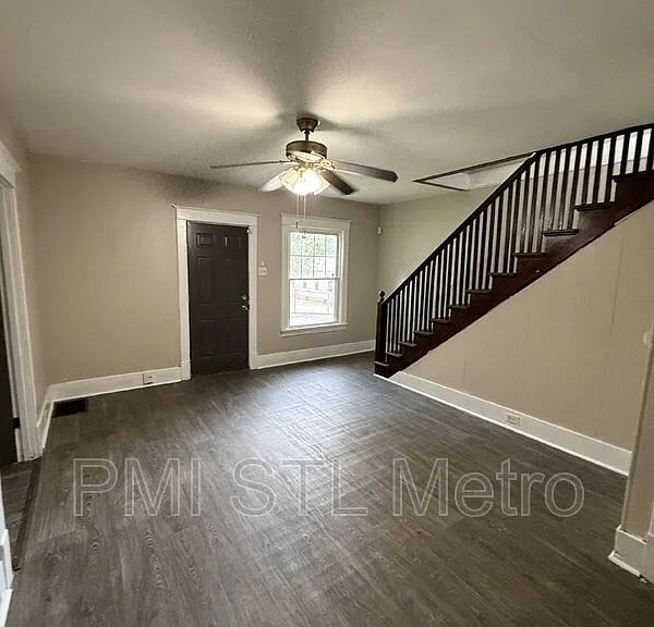7212 Eunice Ave — Photo 5
