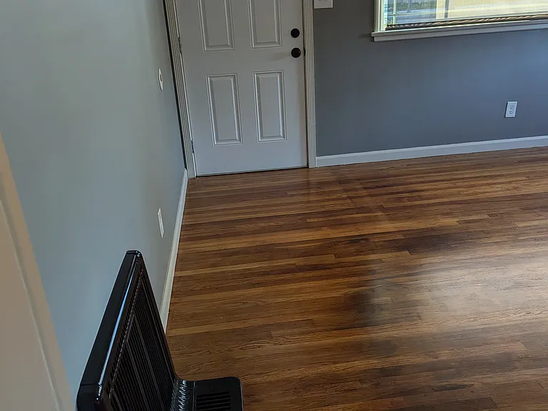 510 E Commonwealth Ave — Photo 2