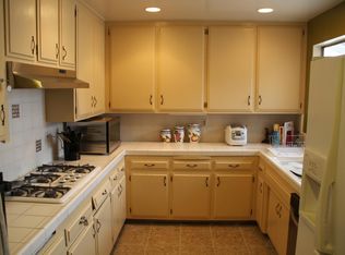760 S Yorba St, Orange, CA 92869
