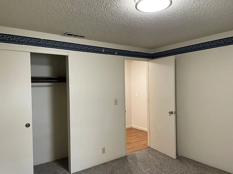 2315 Temple Dr — Photo 19