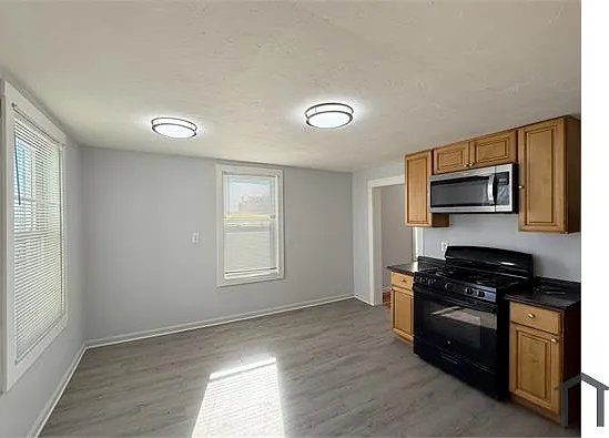 227 Chestnut St #3 — Photo 3