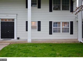 735 11th St S APT 3, Hudson, WI 54016