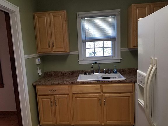 5th image of 105 Lake View Dr