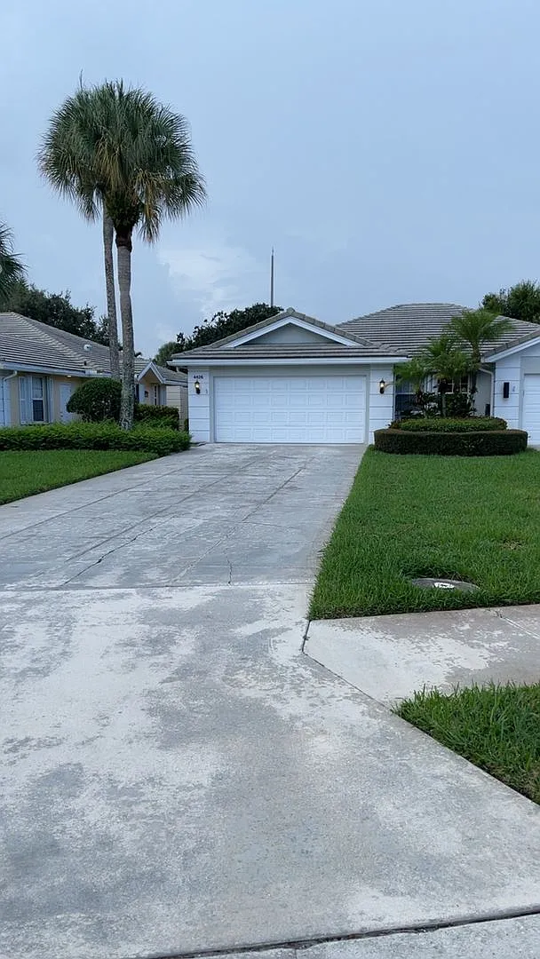 Charming 2BR House in Palm Beach Gardens — Photo 2