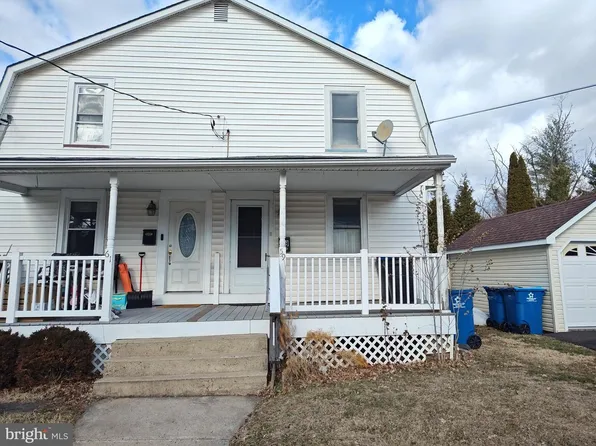 59 W Clymer Ave, Sellersville, PA 18960