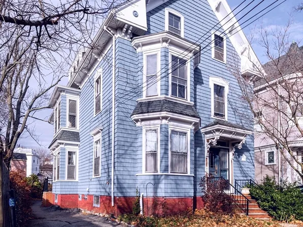 7 Forrester St, Salem, MA 01970