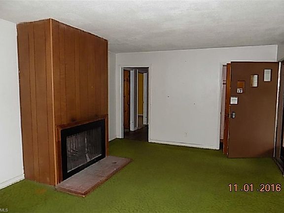 3rd image of 1910 Darlington Pl