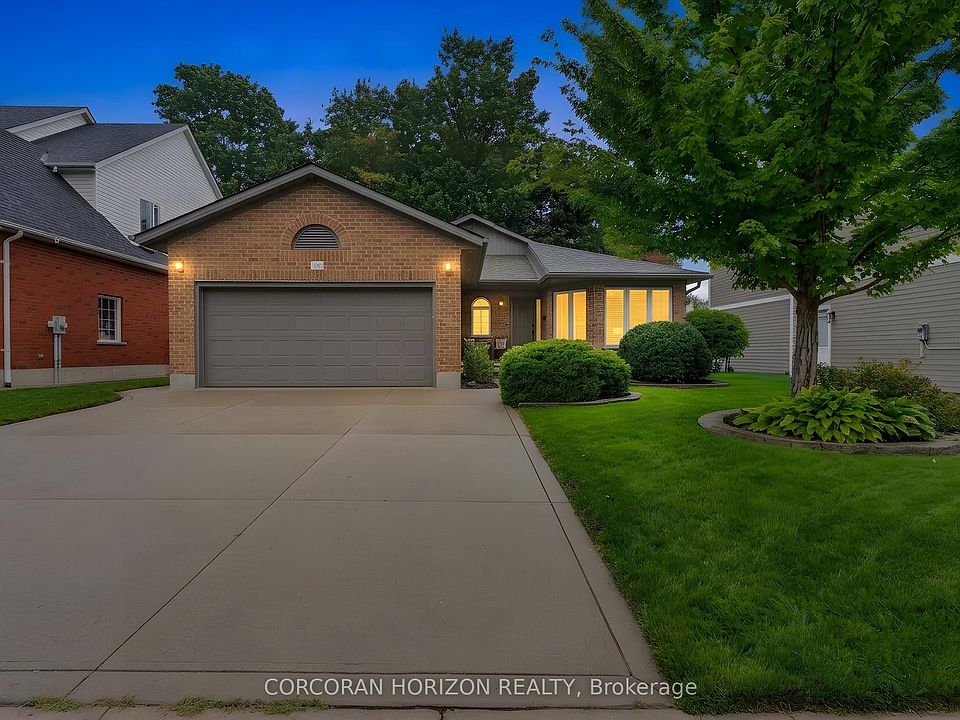 1st image of 52 Darren Cres