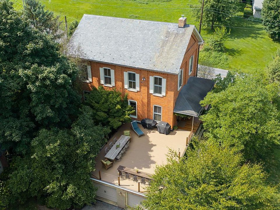 1st image of 52 Pennsy Rd