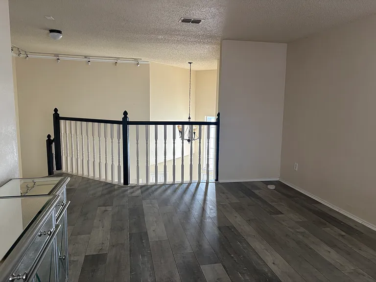 18516 Timber Oaks Dr — Photo 17