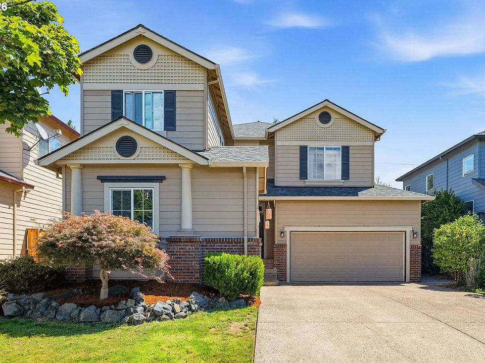 1st image of 2264 NE 14th Pl