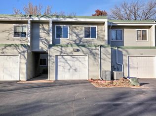 951 120th Ln NW, Coon Rapids, MN 55448