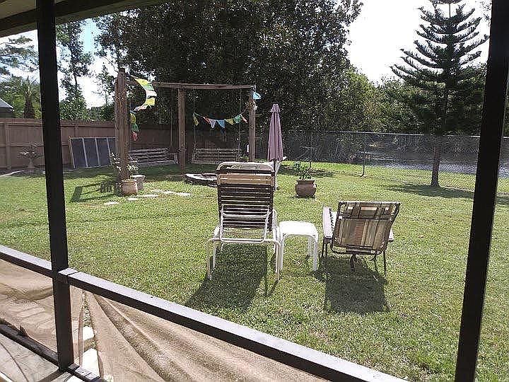 2nd image of 10316 Yorkmere Ct