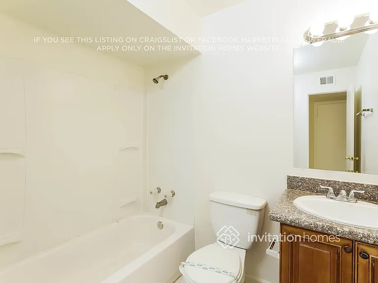 5611 N 65th Ave — Photo 16