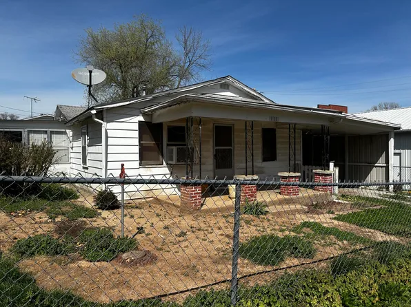 111 W 5th Street, Galena, MO 65656