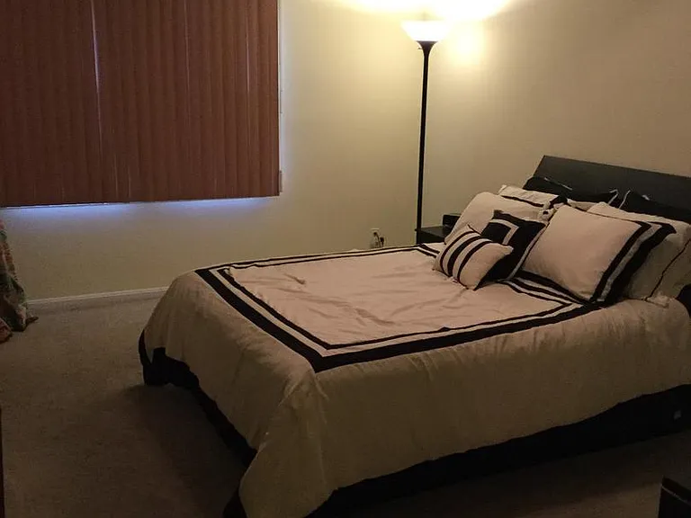 6032 Westchester Park Dr #302 — Photo 12