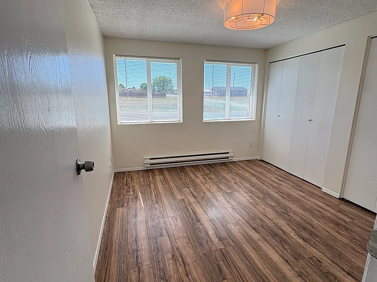829 Northview Cir — Photo 5