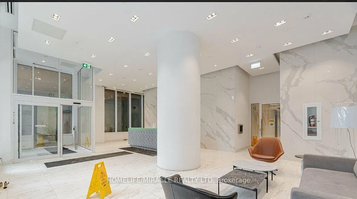 1 bed, $2,298 — Photo 4
