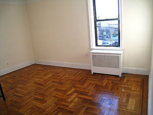 4th image of 61-01 43rd Ave #1B