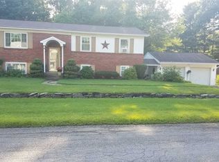 15 Newell Rd, Schenectady, NY 12306