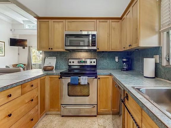 2nd image of 3880 Wyllie Rd APT 6A