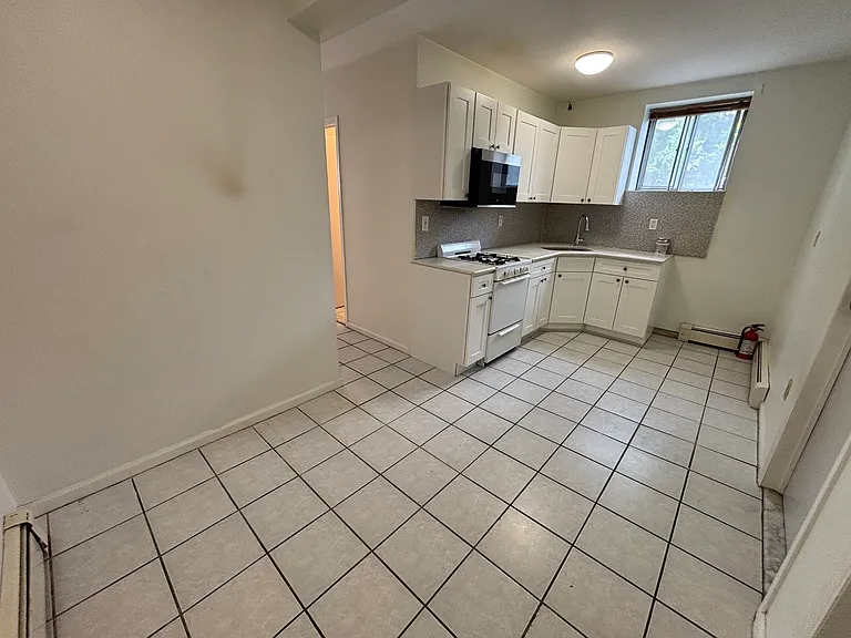 4319 Kepler Ave #G1 — Photo 4