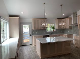 13817 Ocean Gate Ave #A, Hawthorne, CA 90250