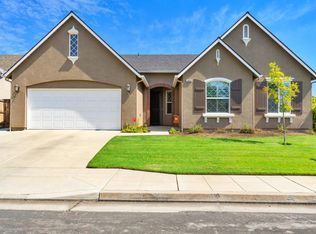 1893 Twinberry Ave, Clovis, CA