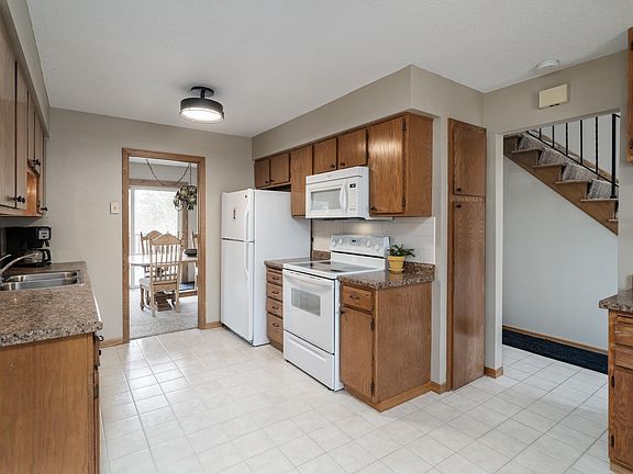 2nd image of 618 Northland Ave