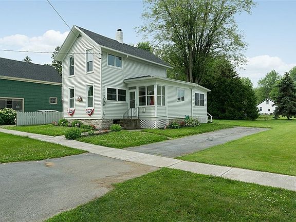 2nd image of 199 N Point St
