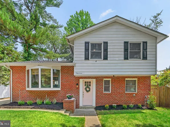 97 Kennedy Dr, Severna Park, MD 21146