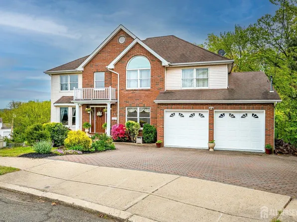 15 Alexander Ct, South River, NJ 08882