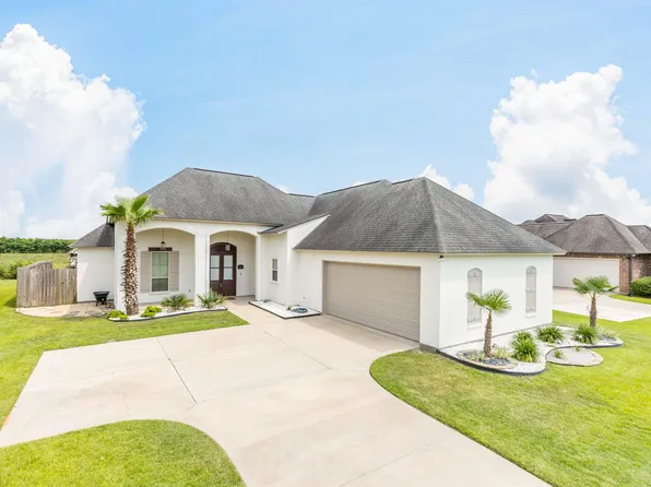 6136 Pelican Crossing Dr, Gonzales, LA 70737
