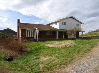 559 Middle Valley Rd, Lebanon, VA 24266