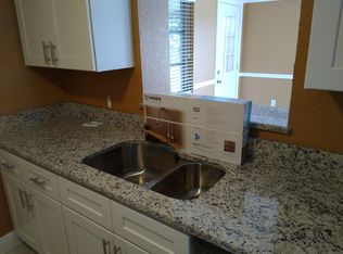 7420 Ashwood Dr, Port Richey, FL 34668