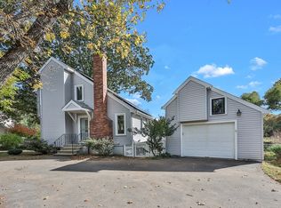 100 Bridge St, Medfield, MA 02052