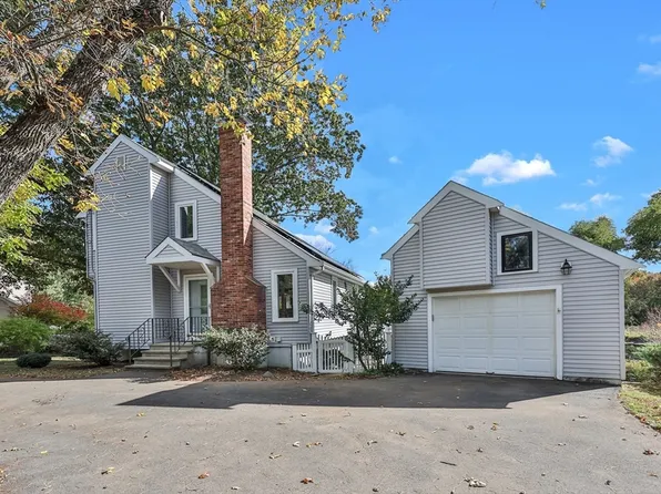 100 Bridge St, Medfield, MA 02052