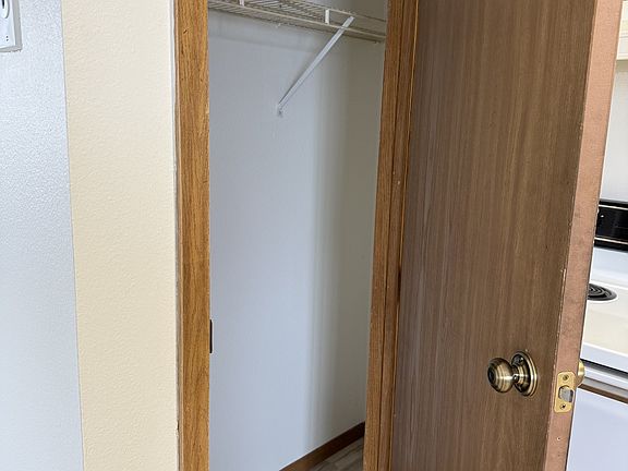 3rd image of 2222 12th Ave S #11332437