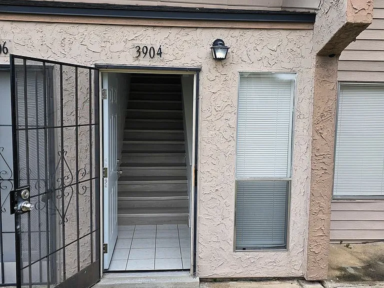 3904 Coronation Ct #402 — Photo 2
