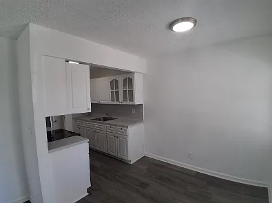 2 bed, 709 sqft, $1,695 — Photo 3