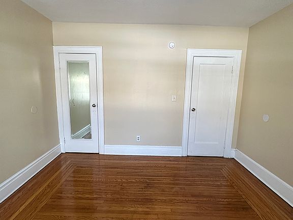 4th image of 36 Derby Ave #1ED